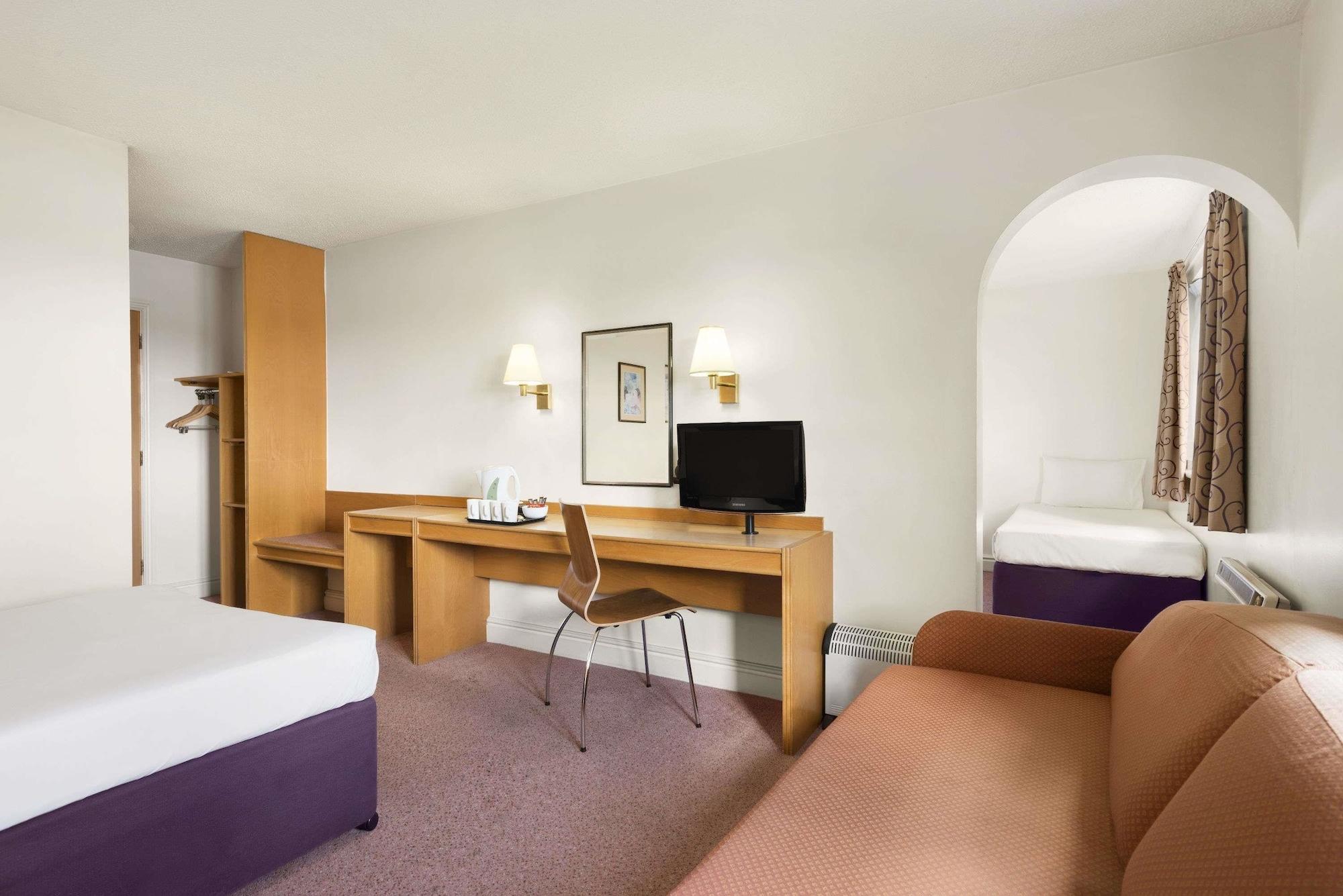 Hotel Days - Killington
